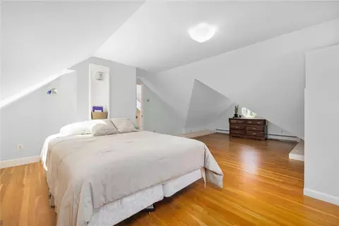 Bedroom - 87 Frontier Rd, Warwick, RI 02889 photo 2 of 9