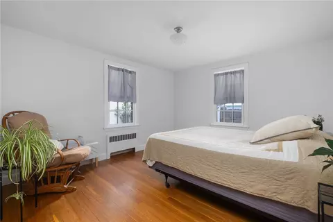 Bedroom - 87 Frontier Rd, Warwick, RI 02889 photo 8 of 9