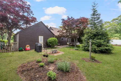 Exterior - 87 Frontier Rd, Warwick, RI 02889 photo 9 of 12