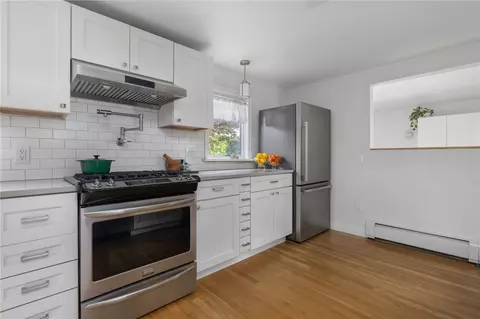 Kitchen - 87 Frontier Rd, Warwick, RI 02889 photo 2 of 3
