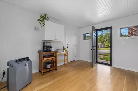 Entry Way - 87 Frontier Rd, Warwick, RI 02889 photo 3 of 5