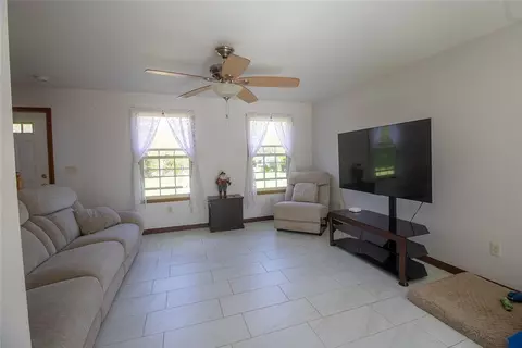 Living - 21 Bailey Hill Rd, Killingly, CT 06239 photo 2 of 2