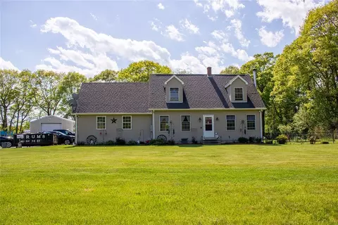 Exterior - 21 Bailey Hill Rd, Killingly, CT 06239 photo 6 of 7