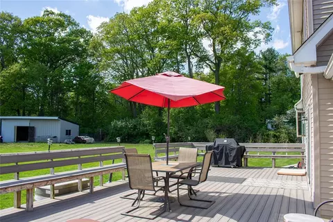 Exterior - 21 Bailey Hill Rd, Killingly, CT 06239 photo 3 of 7