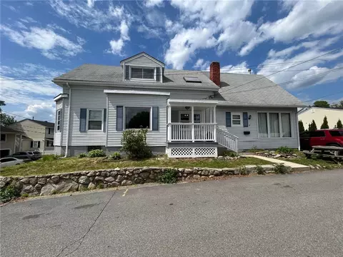 9 Bye St, North Providence, RI 02911