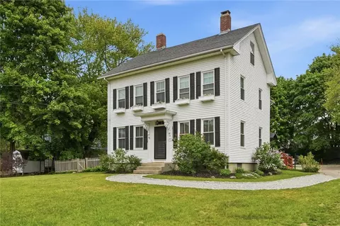 243 Maple Ave, Barrington, RI 02806