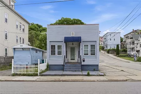 42 Transit St, Woonsocket, RI 02895