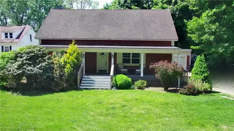 1635 Old Smithfield Rd, North Smithfield, RI 02896