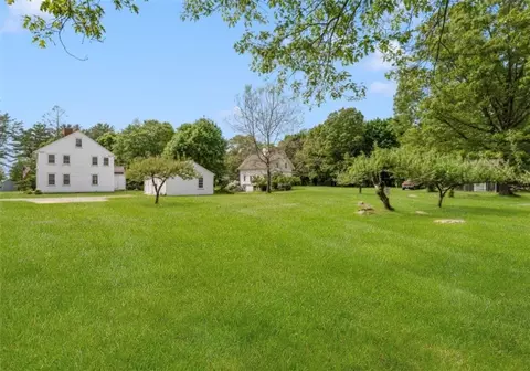 250 Ide Rd, Scituate, RI 02857