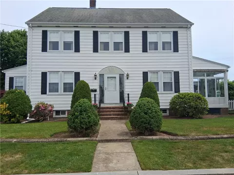 24 Bel Air Dr, Providence, RI 02911