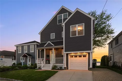 53 White Ave, Riverside, RI 02915