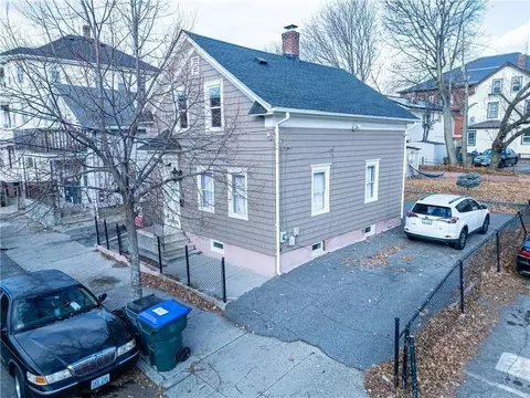 41 Monticello St, Providence, RI 02904