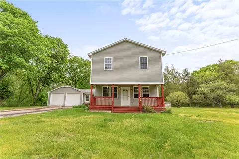 79 Chestnut St, Rehoboth, MA 02769