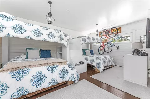 Bedroom - 5 Pasadena Ave, Westerly, RI 02891 photo 7 of 9