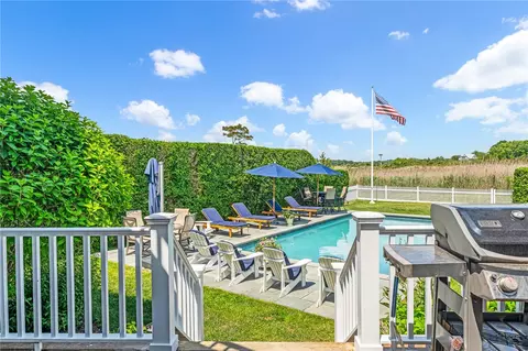 Exterior - 5 Pasadena Ave, Westerly, RI 02891 photo 5 of 6