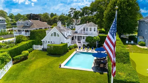 5 Pasadena Ave, Westerly, RI 02891