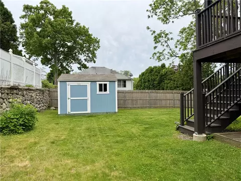 100 Panto Rd, Warwick, RI 02886