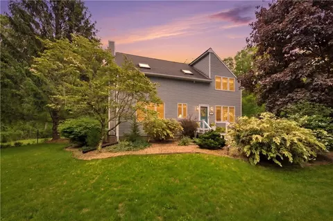 449 Rose Hill Rd, South Kingstown, RI 02879