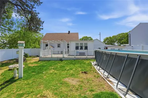Exterior - 50 Pera St, Warwick, RI 02886 photo 9 of 10