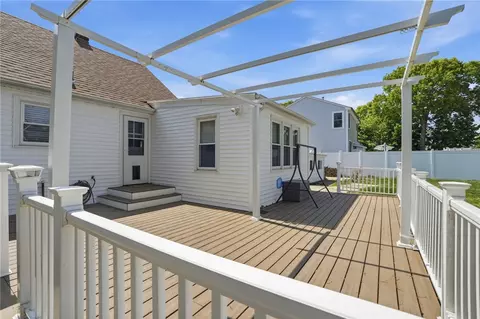 Exterior - 50 Pera St, Warwick, RI 02886 photo 6 of 10