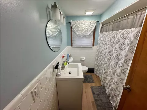 75 Hobson Ave, North Providence, RI 02911