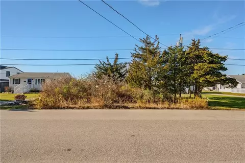 22 Breach Dr, Westerly, RI 02891 photo 5