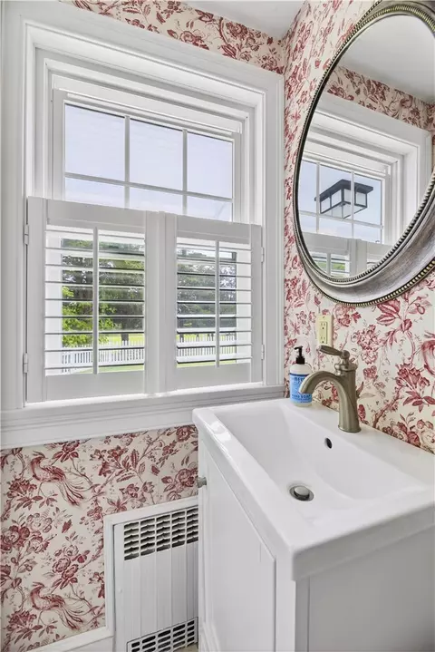 Bath - 229 Shore Rd, Westerly, RI 02891 photo 1 of 4