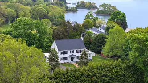 229 Shore Rd, Westerly, RI 02891