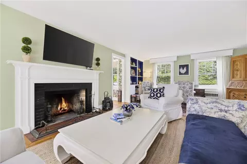 Living - 229 Shore Rd, Westerly, RI 02891 photo 1 of 3