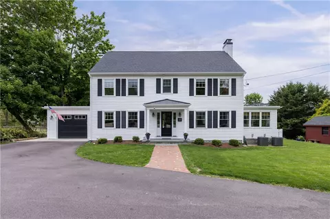 229 Shore Rd, Westerly, RI 02891