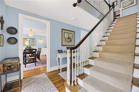 Entry Way - 229 Shore Rd, Westerly, RI 02891 photo 2 of 3
