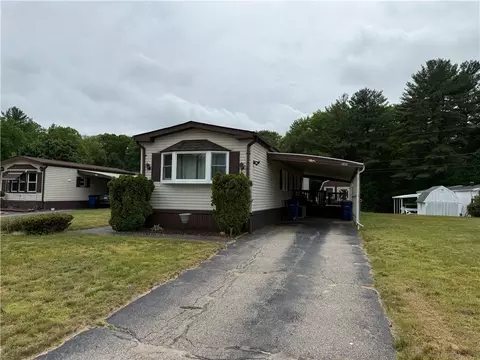 32 Lane E, Coventry, RI 02816