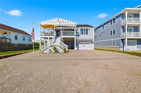12 Montauk Ave, Westerly, RI 02891