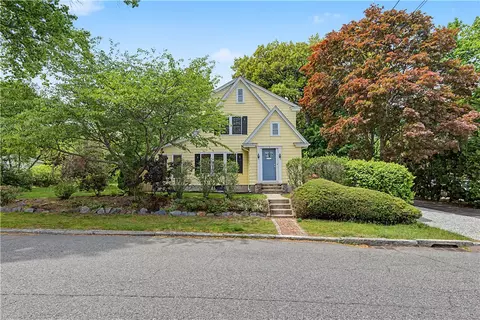 50 Longwood Ave, Providence, RI 02908