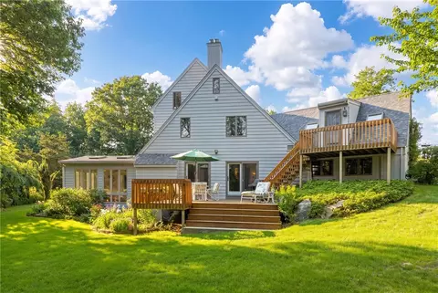 94 Howland Rd, Westport, MA 02790