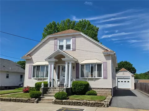 110 Petteys Ave, Providence, RI 02909