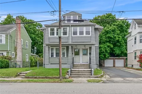 36 Blackamore Ave, Cranston, RI 02910