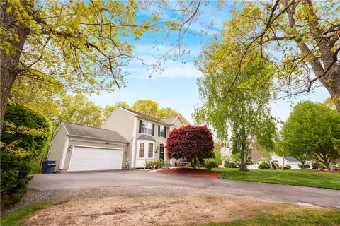 Exterior - 115 Castle Rock Rd, Warwick, RI 02886 photo 11 of 12