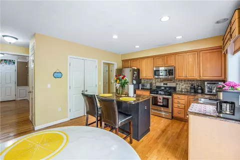 Kitchen - 115 Castle Rock Rd, Warwick, RI 02886 photo 2 of 2