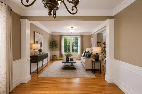 Living - 115 Castle Rock Rd, Warwick, RI 02886 photo 3 of 3