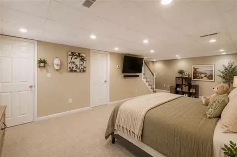 Bedroom - 115 Castle Rock Rd, Warwick, RI 02886 photo 7 of 7
