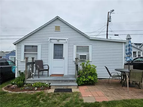 854 Matunuck Beach Rd, South Kingstown, RI 02879