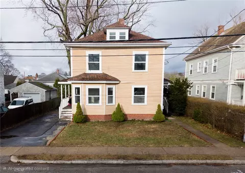 59 Bourne Ave, Rumford, RI 02916