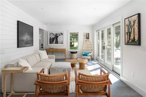 2 Scull St, Jamestown, RI 02835
