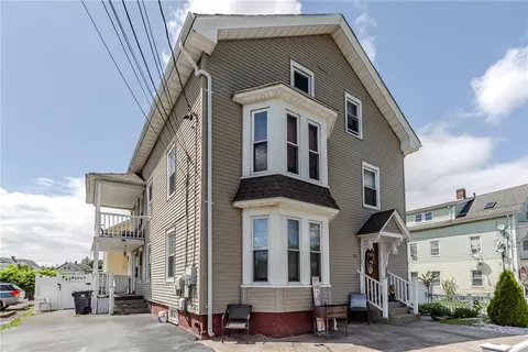 150 N Bend St, Pawtucket, RI 02860