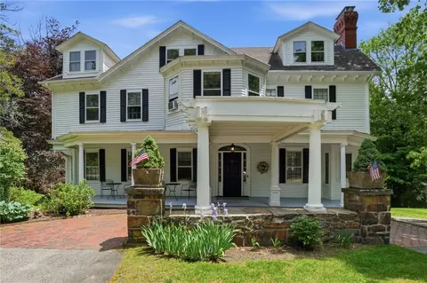 204 Spencer Ave, East Greenwich, RI 02818