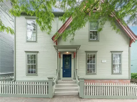 181 Williams St, Providence, RI 02906