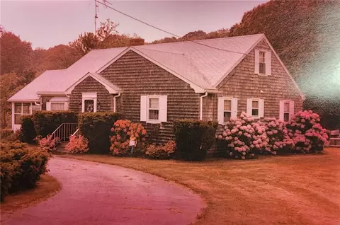 130 Bulgarmarsh Rd, Tiverton, RI 02878