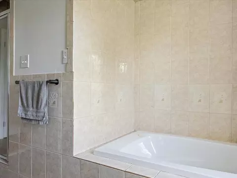 Bath - 121 Talcott St, Woonsocket, RI 02895 photo 5 of 8