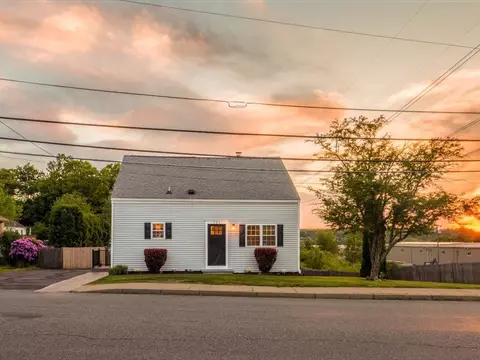 Exterior - 121 Talcott St, Woonsocket, RI 02895 photo 5 of 10